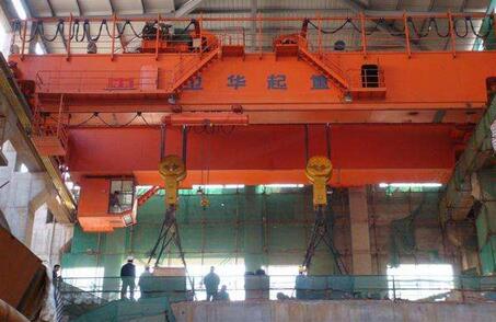  Big Overhead Crane