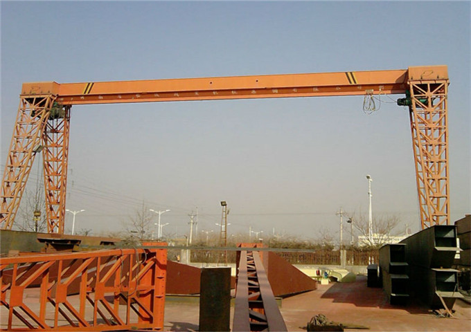 Buying gantry crane 5 tons to China