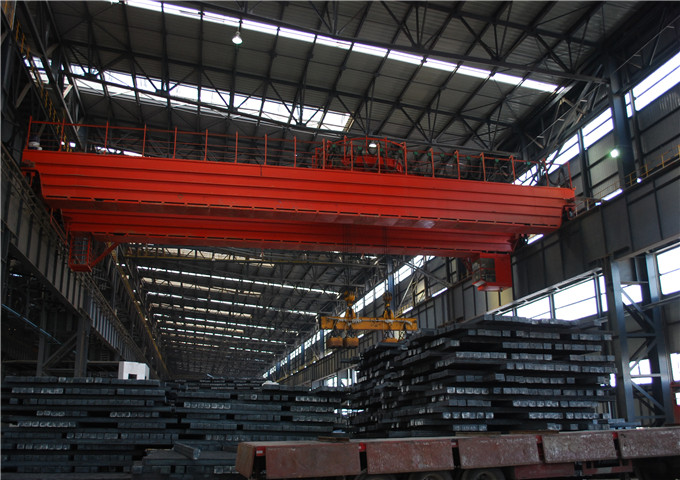 Sale of magnetic overhead crane in China